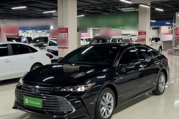 Used Toyota Avalon 2019 Dual-Engine 2.5L Luxury Edition China VI Standard