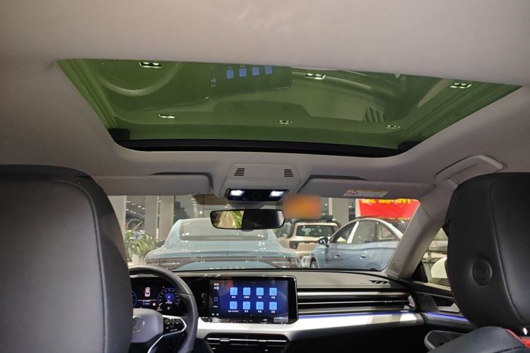 Used Volkswagen Lamando 2024 Lavida L 280TSI DSG Cool & Spicy Edition
