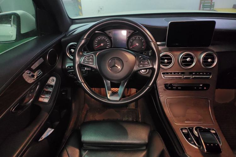Used Mercedes-Benz GLC 2017 GLC 300 4MATIC Sport Edition