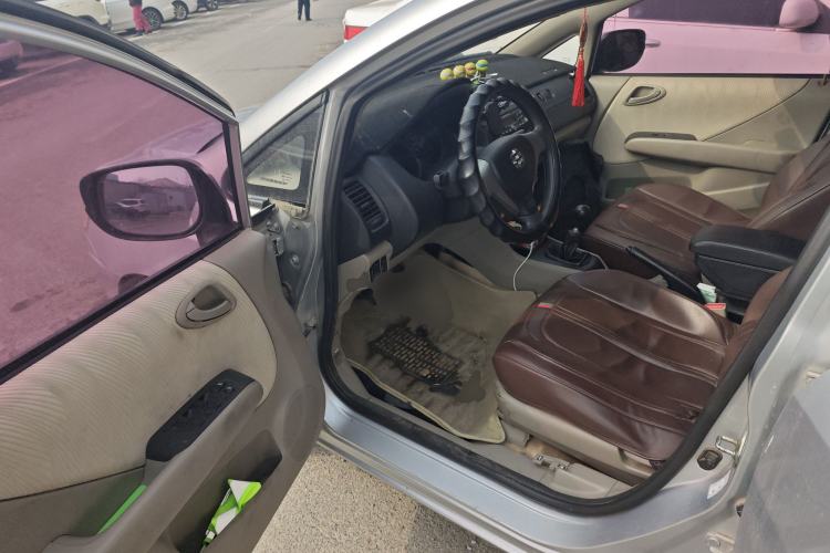 Used Everus S1 2014 1.3L Manual Comfort Edition