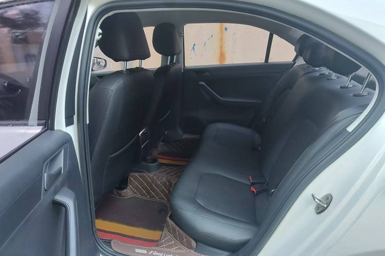 Used Volkswagen Jetta 2017 1.5L Automatic Fashion Model
