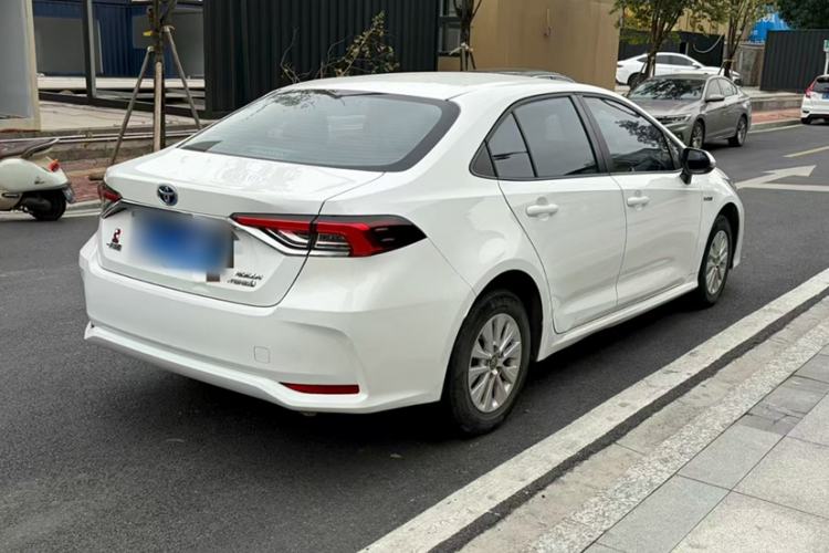 Used Toyota Corolla 2022 Dual-Motor 1.8L E-CVT Pioneer Edition
