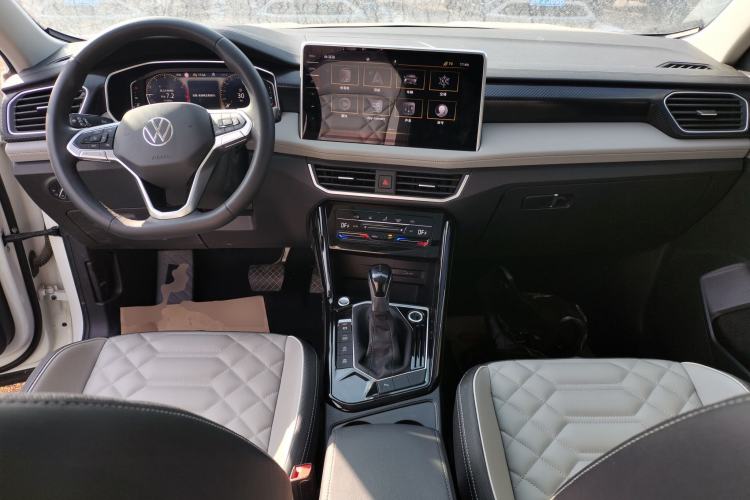 Used Volkswagen Tayron 2023 280TSI Two-Wheel-Drive Luxury Plus Advanced Version
