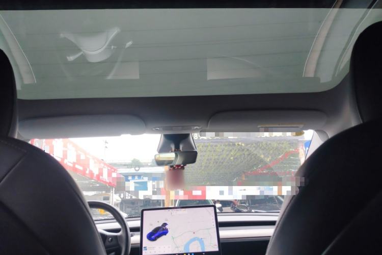 Used Tesla Model Y 2021 Long-Range All-Wheel-Drive Version
