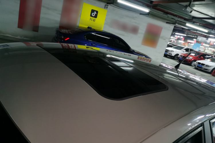 Used Volkswagen Polo 2016 1.6L Automatic Comfort Model