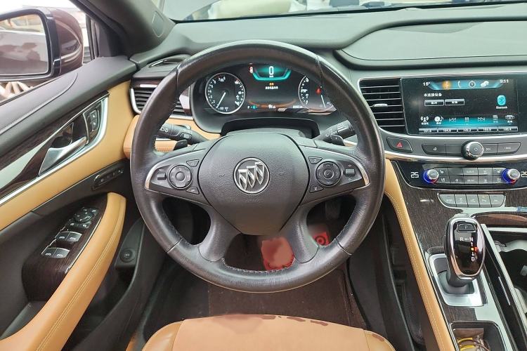 Used Buick LaCrosse 2016 28T Luxury Version
