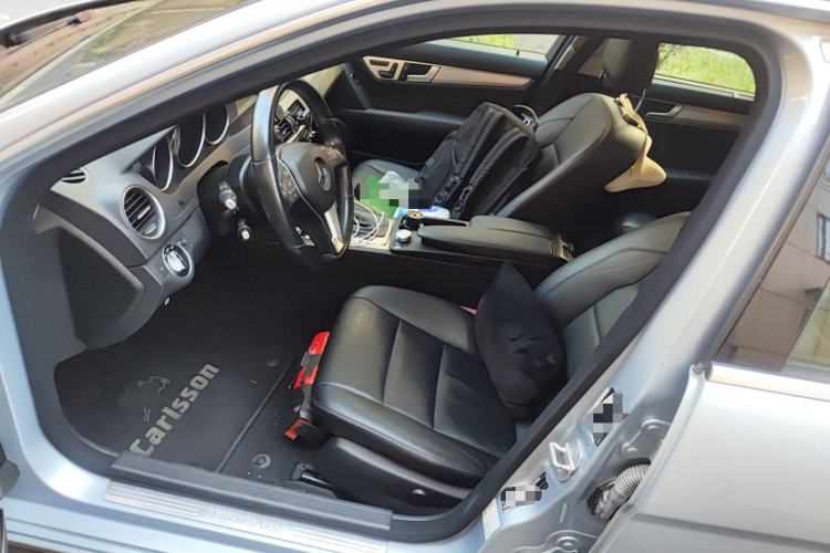 Used Mercedes-Benz C-Class (Import) 2011 C 200 Fashion Travel Edition
