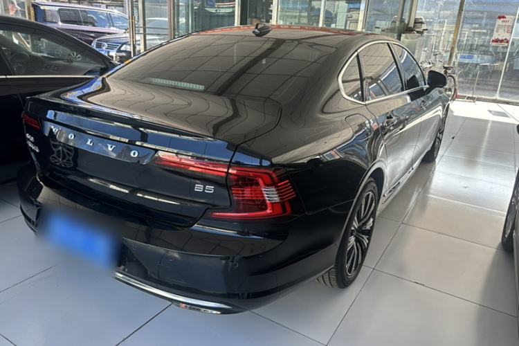 Used Volvo S90 2021 B5 Zhiyi Luxury Edition
