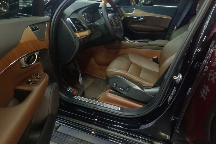 Used Volvo XC90 2022 B6 Zhiyi Luxury Edition 7-Seater
