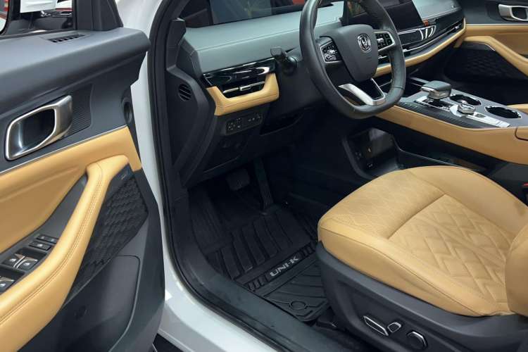 Used Changan UNI-K 2021 2.0T Excellence Edition
