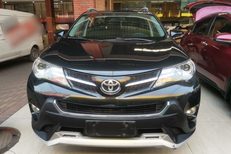 Used Toyota RAV4 2015 2.0L CVT Two-Wheel Drive Fashion Edition
