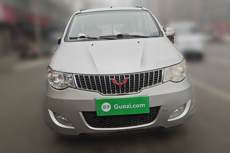 Used Wuling Hongguang 2013 1.5L Comfort Model
