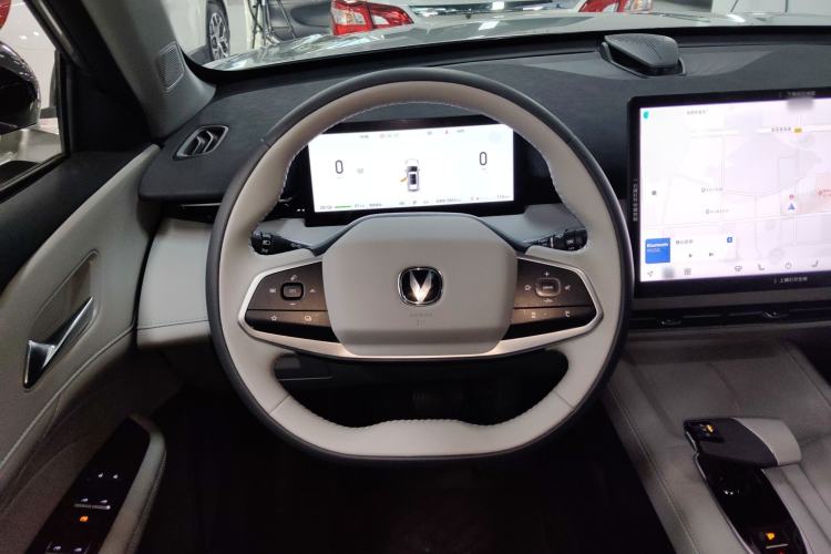 Used Changan UNI-Z New Energy 2024 Blue Whale Smart Electric iDD 125km Beyond Edition
