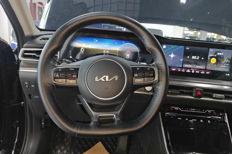 Used Kia K5 2021 270T CVVD Refreshed Edition
