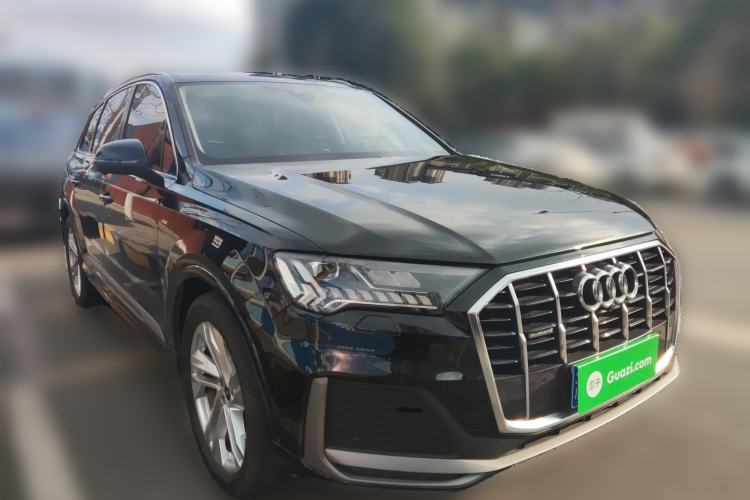 Used Audi Q7 2023 45 TFSI quattro S line Sport model