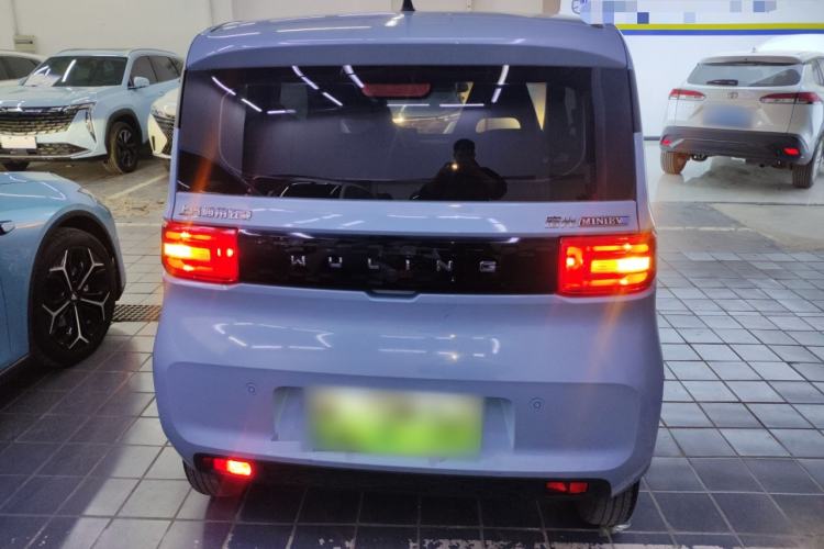 Used Wuling Hongguang MINIEV 2020 Lite Version Lithium Iron Phosphate
