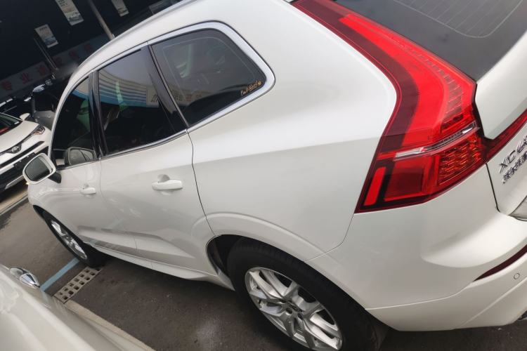 Used Volvo XC60 2019 T5 4x4 Smart Edition China VI Standard
