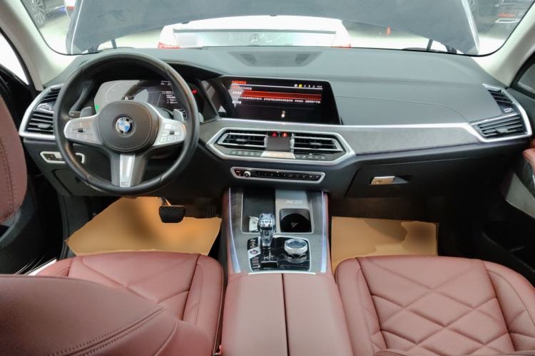 Used BMW X5 2022 Restyled xDrive 30Li Luxury Version M Sport Package