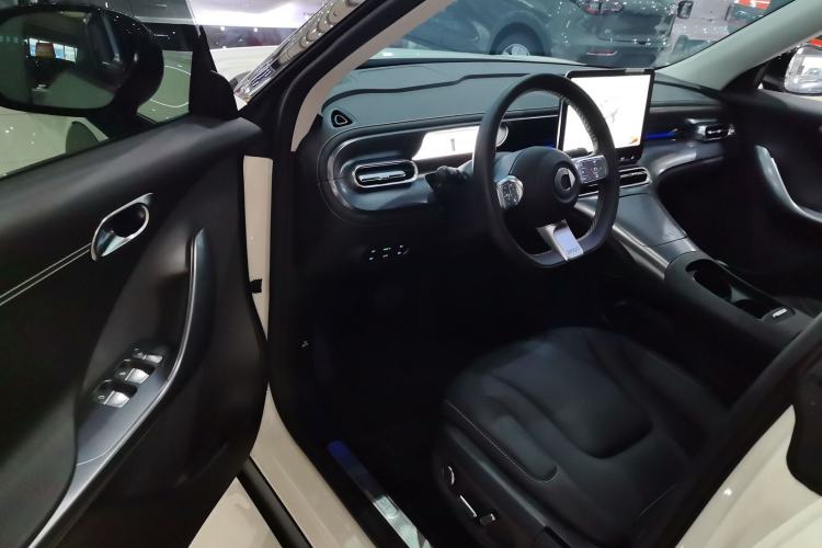 Used  #1 2024 Dynamic Standard Edition
