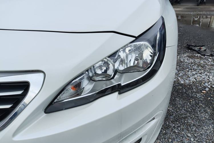 Used Peugeot 408 2015 1.2T Automatic Luxury Edition