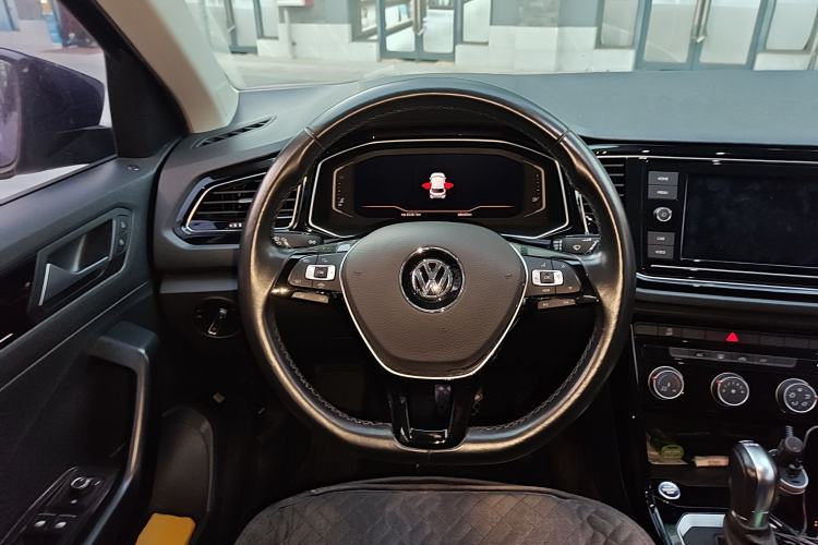 Used Volkswagen T-ROC 2020 280TSI DSG Two-Wheel Drive Comfort Version
