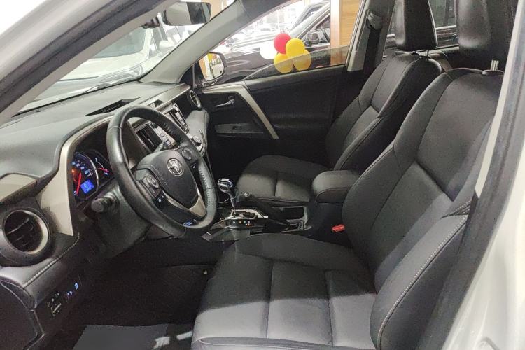 Used Toyota RAV4 2015 2.0L CVT Four-Wheel Drive New Edition
