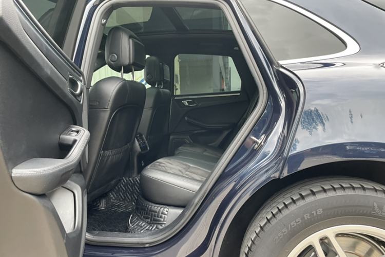 Used Porsche Macan 2018 Macan 2.0T
