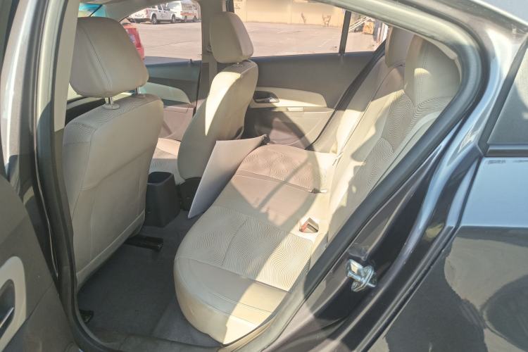 Used Chevrolet Cruze 2015 1.5L Classic SE AT