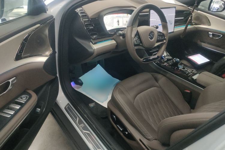 Used BYD Han 2024 EV Glory Edition 605KM Front-Wheel-Drive Premium Model