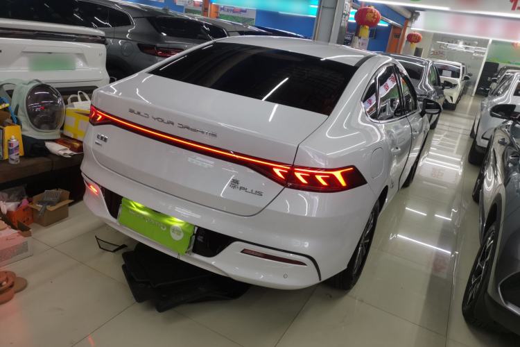 Used BYD Qin PLUS 2024 HONOR Edition DM-i 55KM Leading Model
