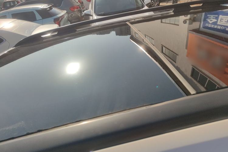 Used  Renegade 2018 Connected Large Screen Version 180T Automatic High-Energy Edition
