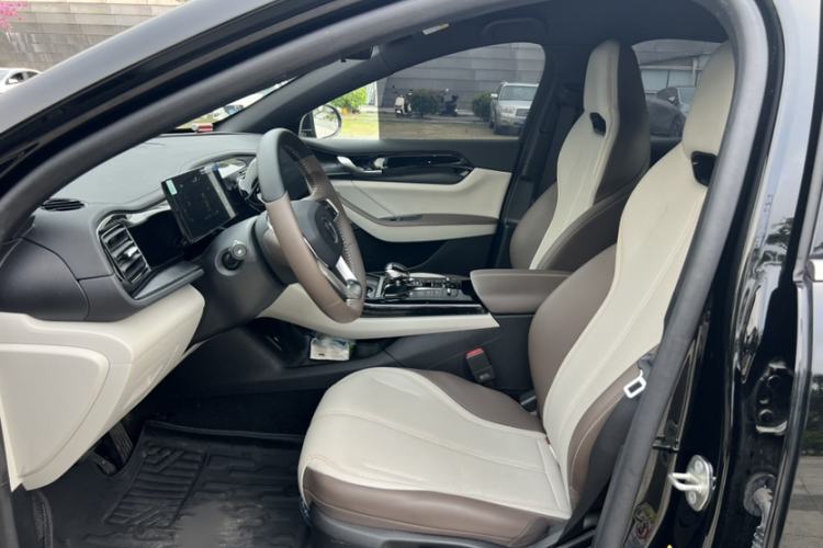 Used BYD Qin PLUS 2024 HONOR Edition DM-i 55KM Leading Model