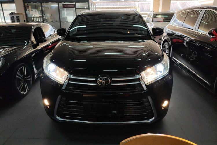 Used Toyota Highlander 2018 2.0T Four-Wheel Drive Prestige Version 7 Seats China V Emission Standard
