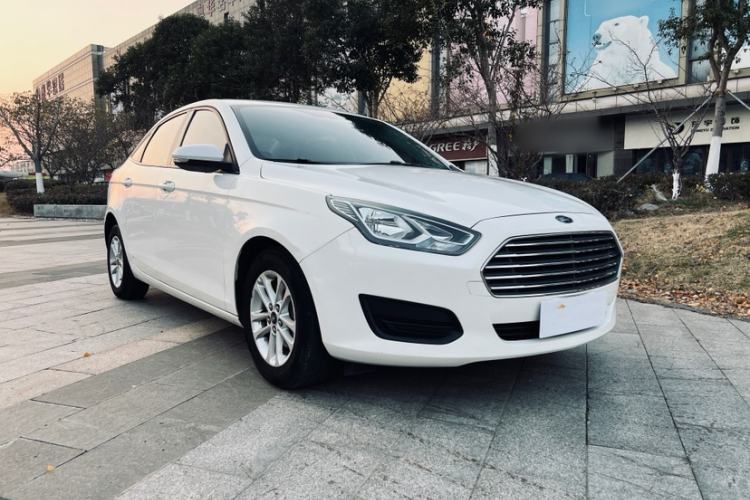 Used Ford Escort 2019 Revised 1.5L Automatic ZhiXiang Version China VI Standard