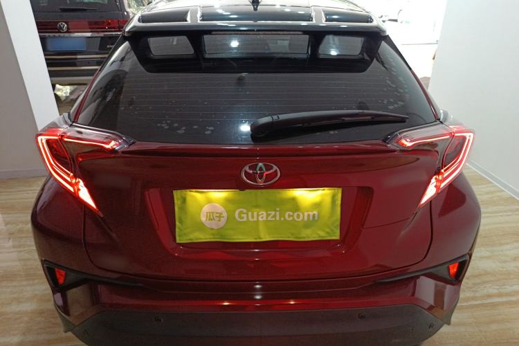 Used Toyota IZOA 2020 2.0L Yichi Version
