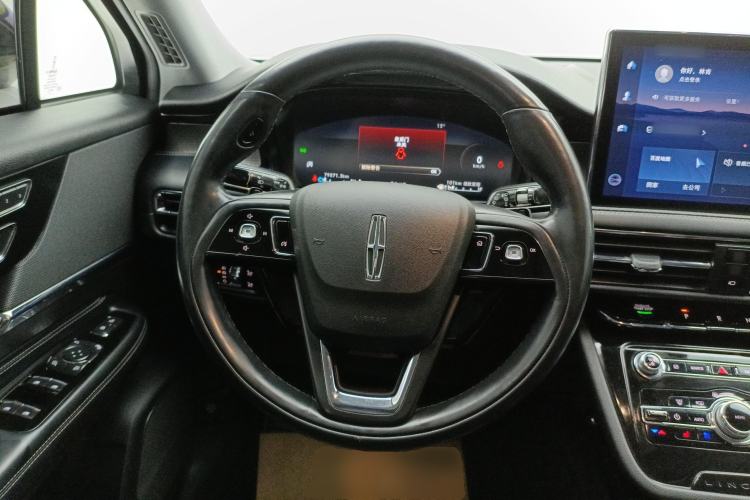 Used Lincoln Corsair 2022 2.0T Two-Wheel Drive Deluxe Edition
