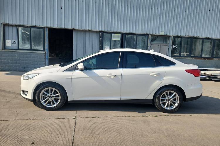 Used Ford Focus 2017 Sedan EcoBoost 180 Automatic Elite Model
