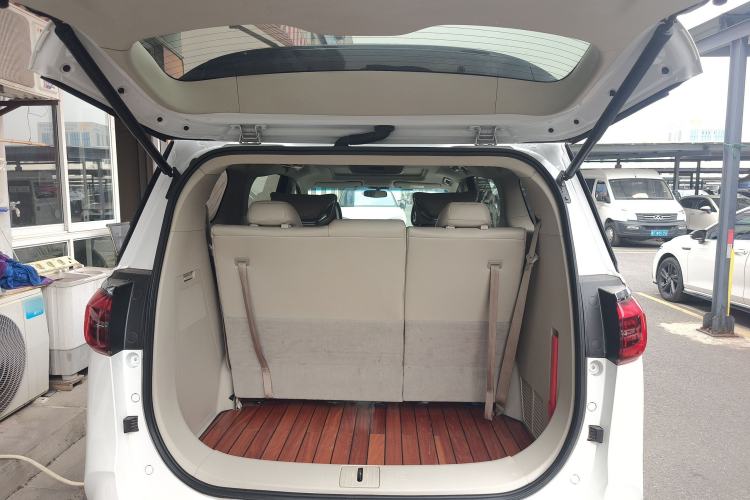 Used Buick GL8 2022 ES Landtrek 653T Comfort Edition
