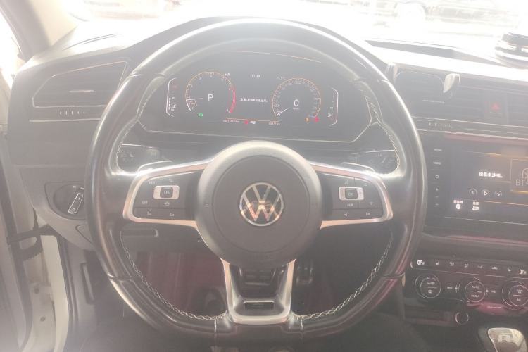 Used Volkswagen Tiguan L 2021 330TSI Automatic Two-Wheel Drive R-Line Enhanced Edition
