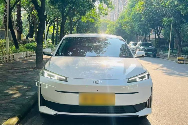 Used  A05 2024 Truly Delicious Version 70" Beyond-Grade Edition
