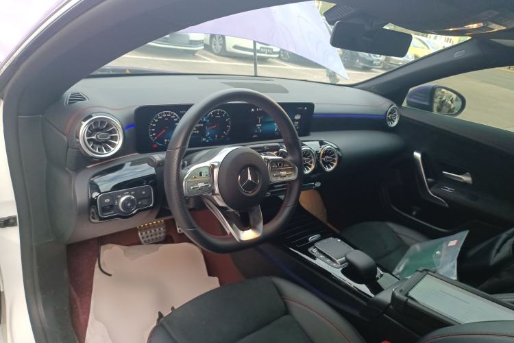 Used Mercedes-Benz CLA 2022-Year Updated CLA 200
