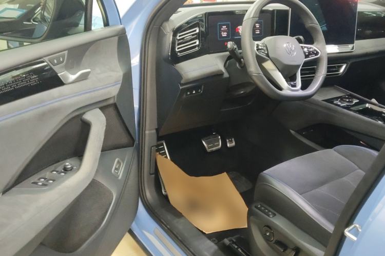 Used Volkswagen Tiguan L 2024 PRO 380TSI Four-Wheel Drive R-Line Prestige Edition
