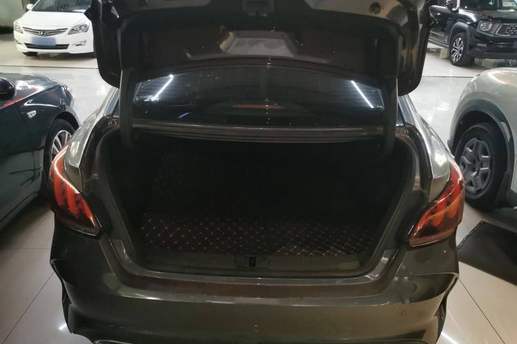 Used MG 5 2021 Revised 300TGI DCT Qingshè Luxurious Enjoyment Edition
