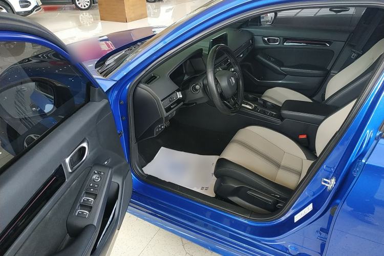 Used Honda Civic 2023 2.0L eHEV Sharp Edition
