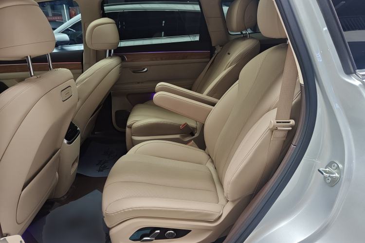 Used Hima AITO M7 2024 1.5T Rear-Drive Plus Version 6 Seats
