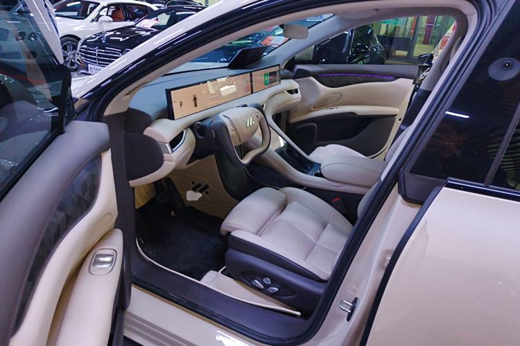 Used  LS6 2023 Max Long-Range Version
