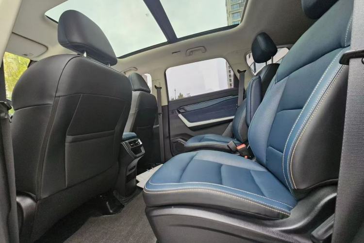 Used Livan Livan 9 2023 470 km Leading Edition
