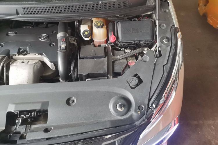 Used Buick GL8 2017 ES 28T Luxury Model China V Standard
