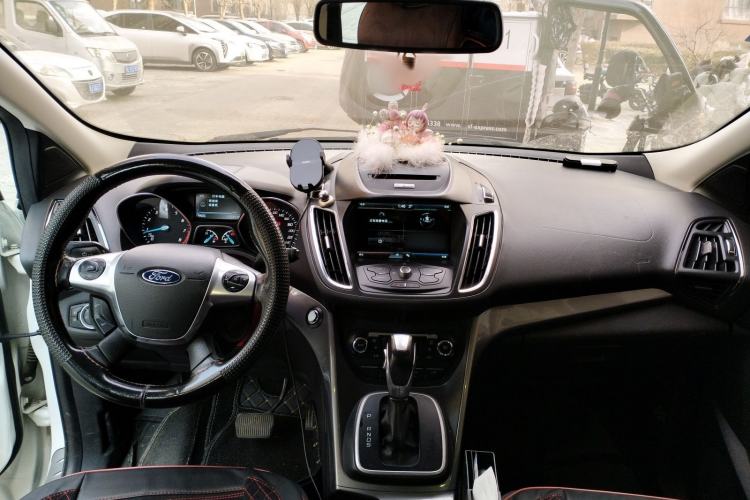 Used Ford Kuga 2015 1.5L GTDi Four-Wheel-Drive Elite Model
