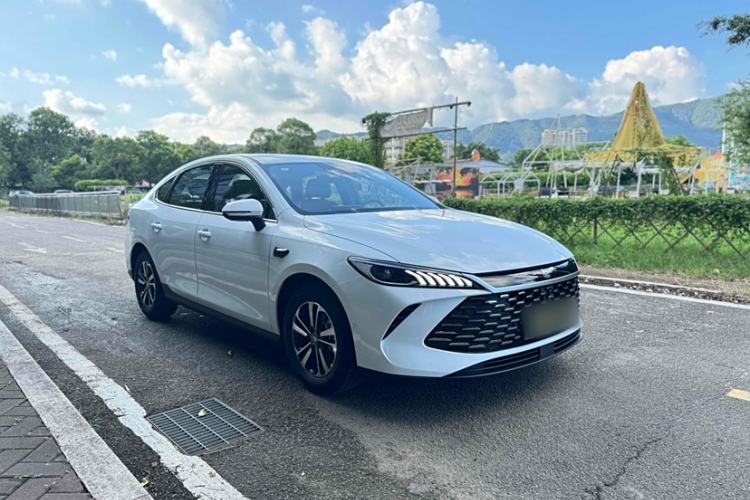 Used BYD Qin PLUS 2025 DM-i Smart Drive 55KM Beyond Model
